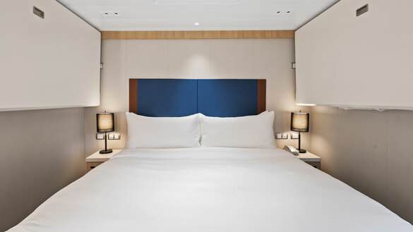 RCI UTOPIA AquaTheater Suite with Large Balcony - 2 Bedrooms 3.jpeg